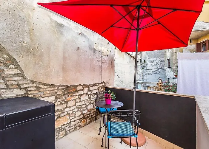 게스트하우스 Old Town 풀라